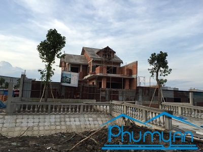 Thi-cong-lap-dung-khung-keo-thep-ma-Nha-Be-TP-HCM